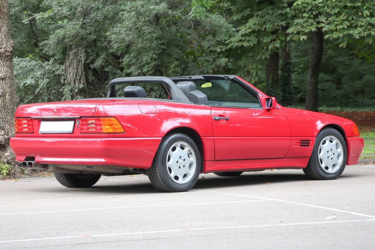 MERCEDES-BENZ