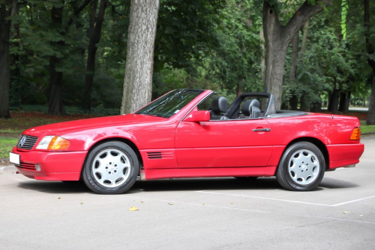 MERCEDES-BENZ