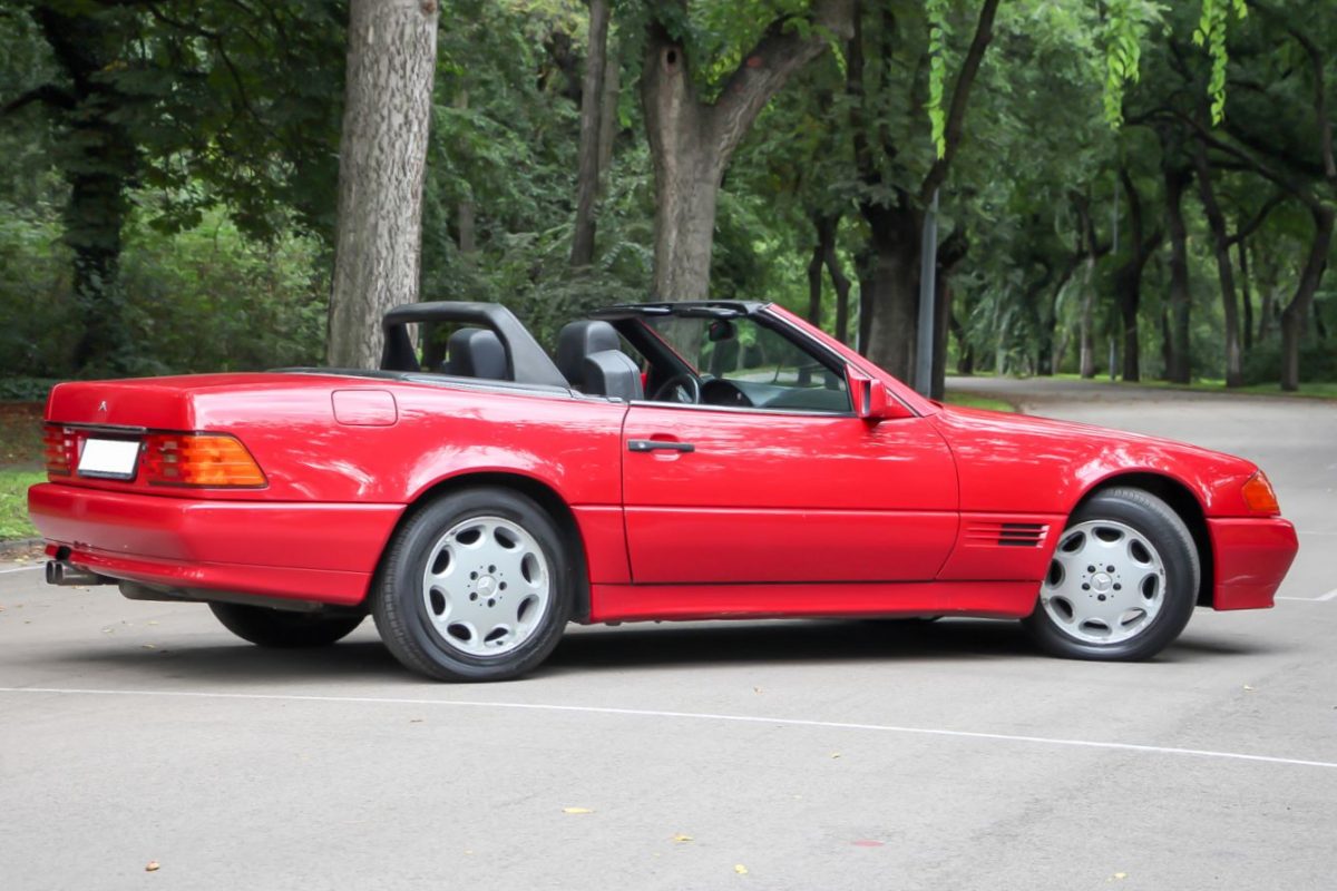 MERCEDES-BENZ