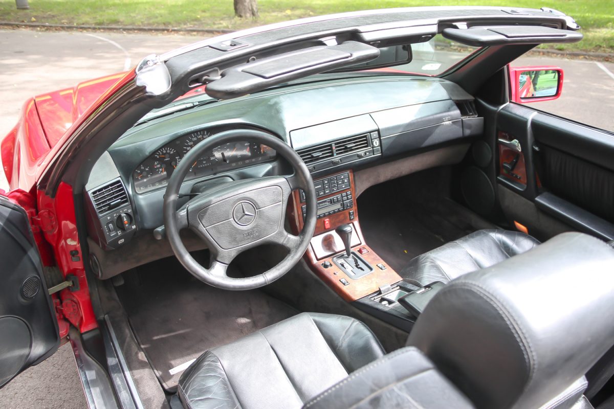 MERCEDES-BENZ