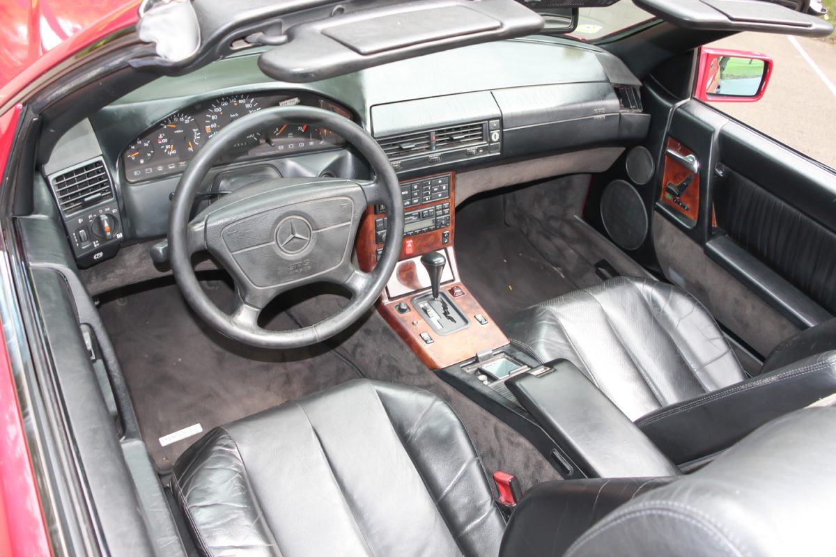 MERCEDES-BENZ