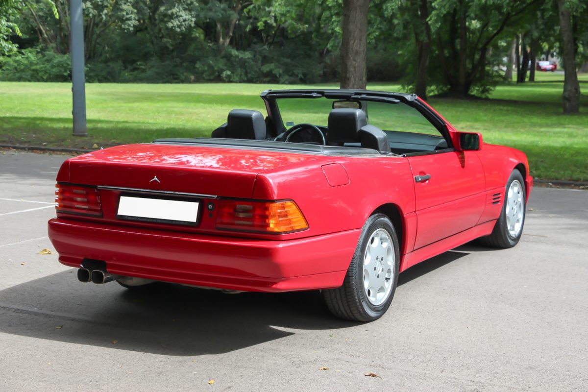 MERCEDES-BENZ