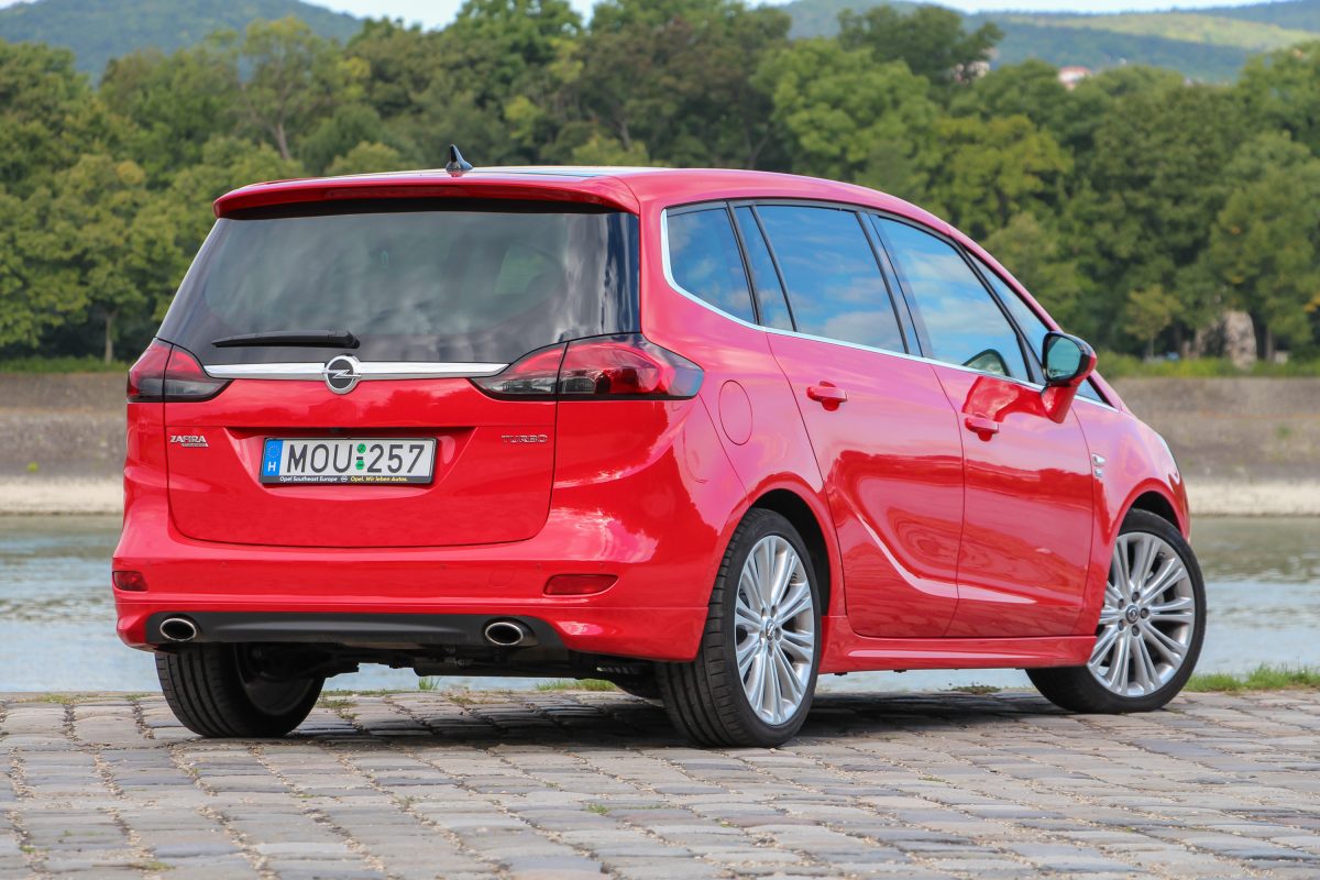 OPEL ZAFIRA TOURER