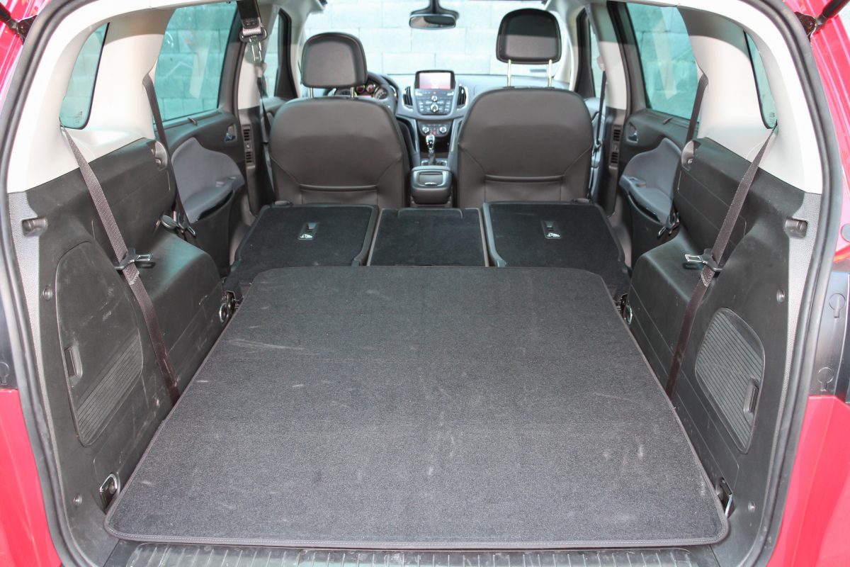OPEL ZAFIRA TOURER