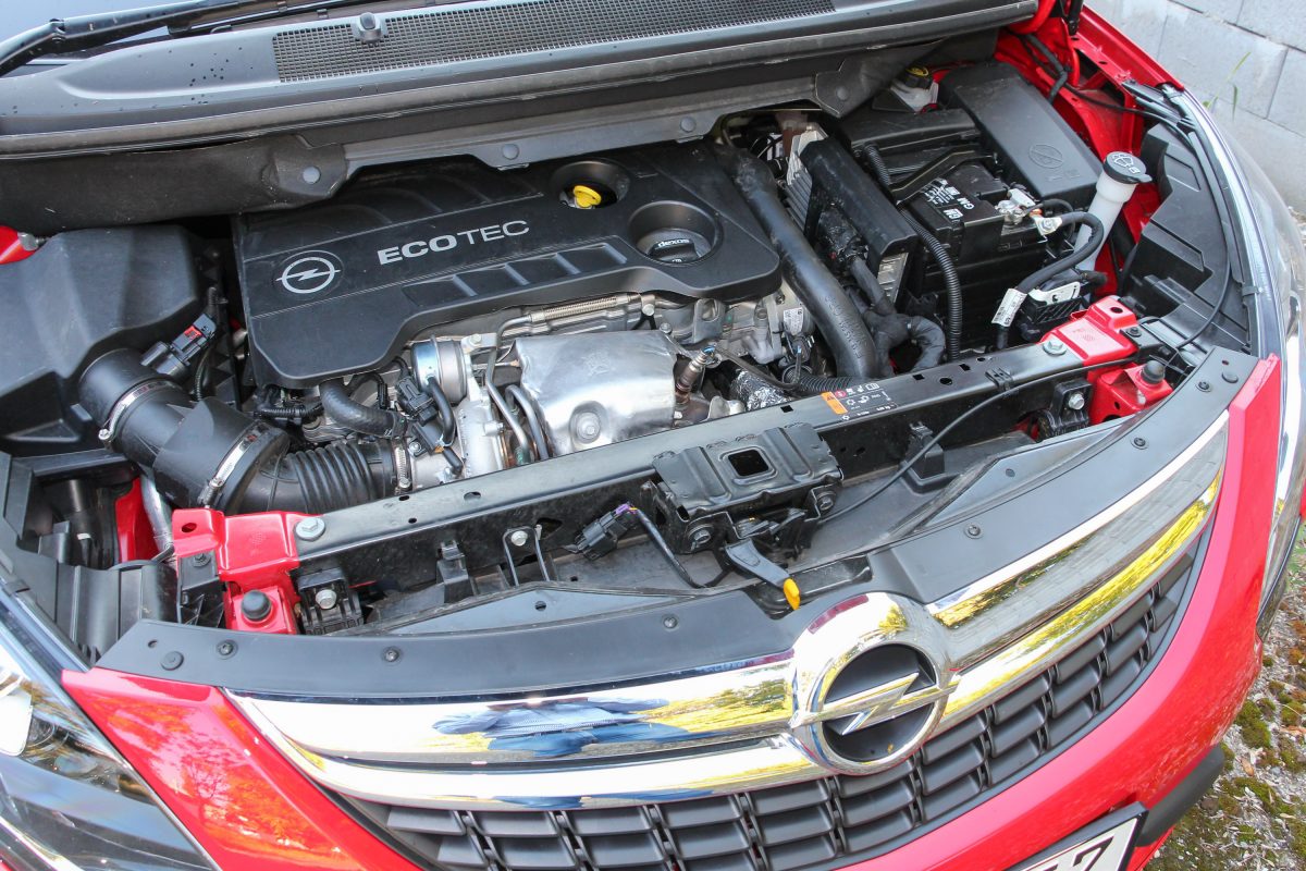 OPEL ZAFIRA TOURER