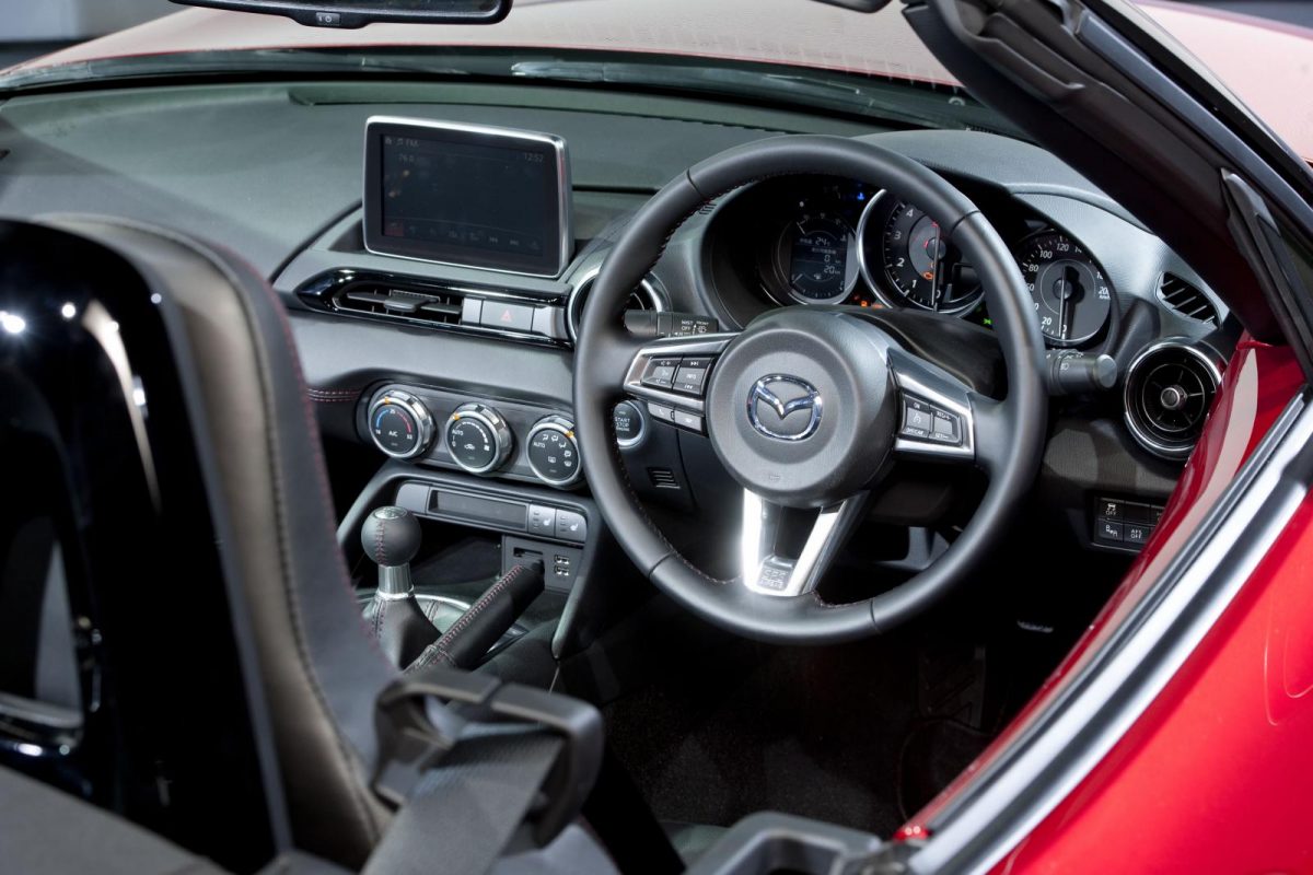MAZDA MX-5