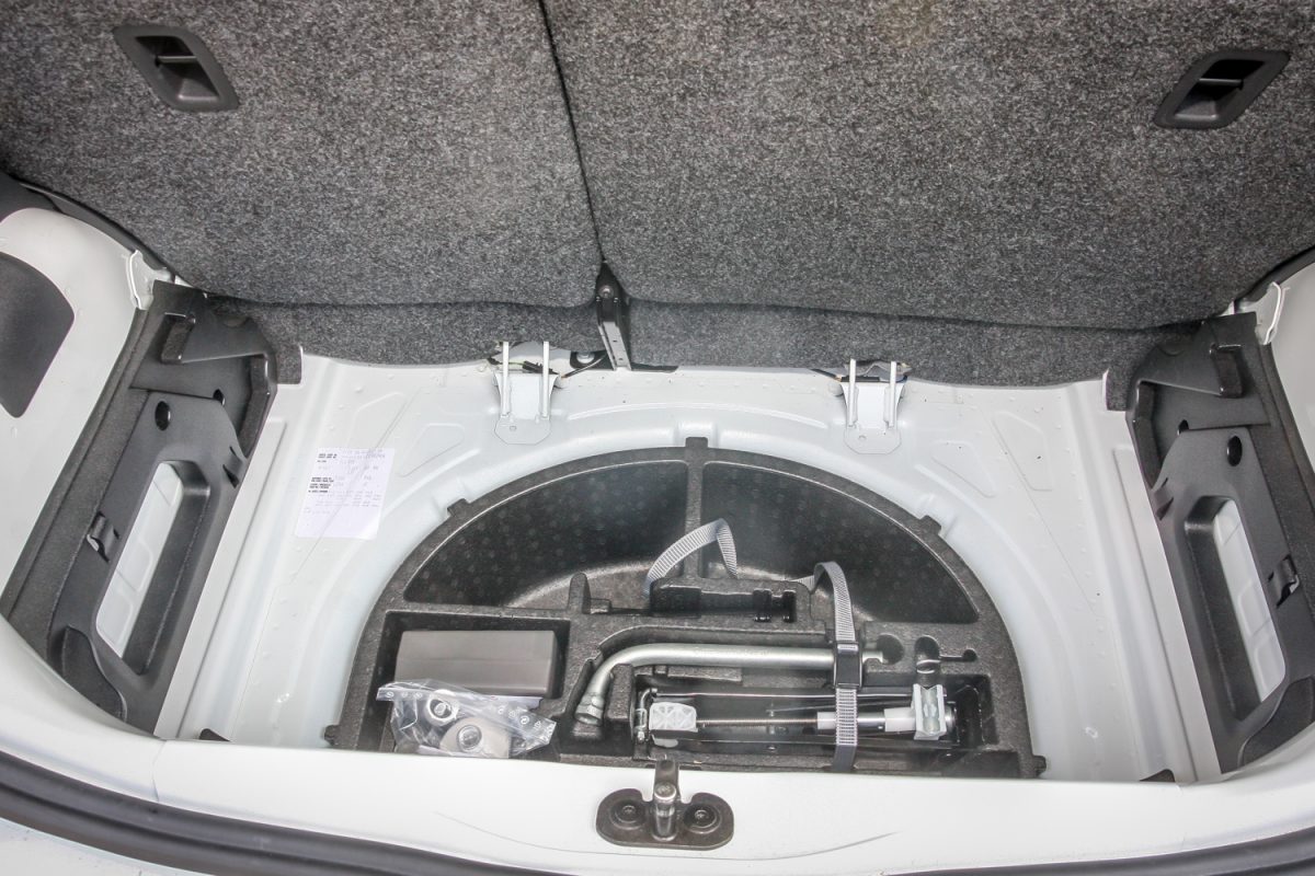 VOLKSWAGEN UP