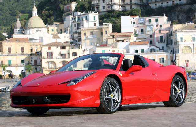 A Ferrari pénzzel jutalmazza kevesebbet termelő munkásait