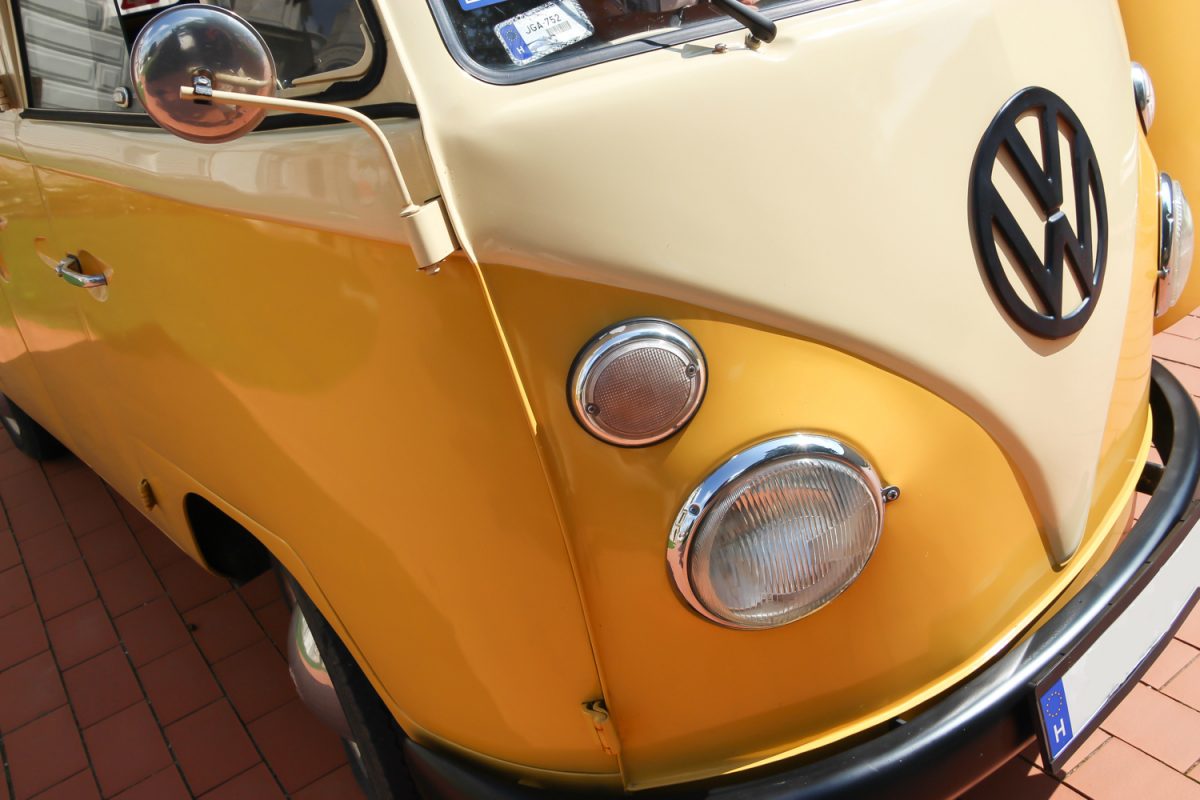 VOLKSWAGEN