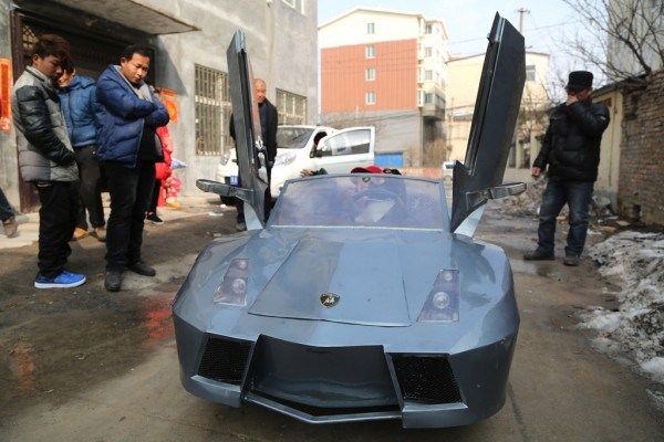 LAMBORGHINI