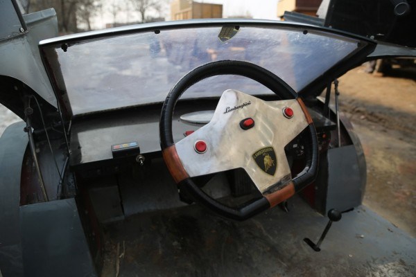 LAMBORGHINI