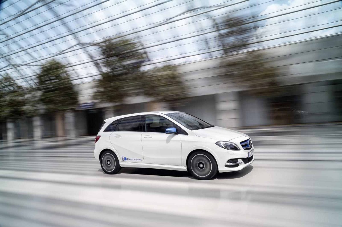 MERCEDES-BENZ