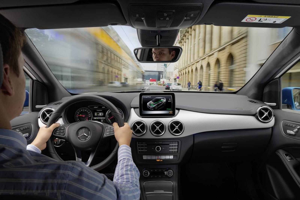 MERCEDES-BENZ