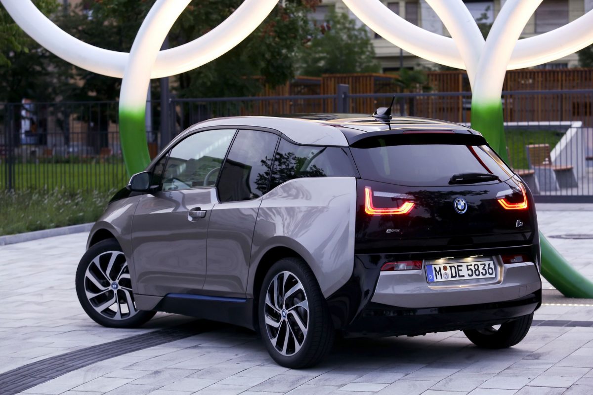 BMW I SOROZAT
