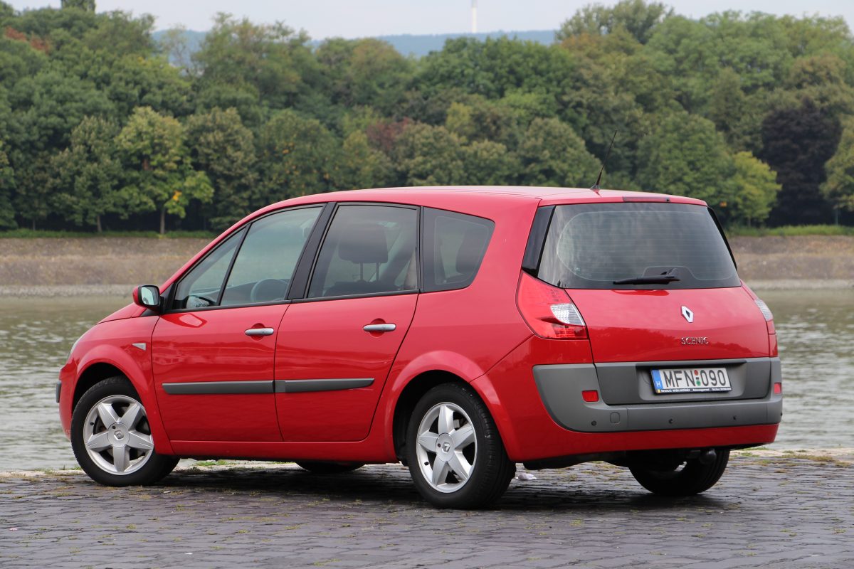 RENAULT GRAND SCENIC