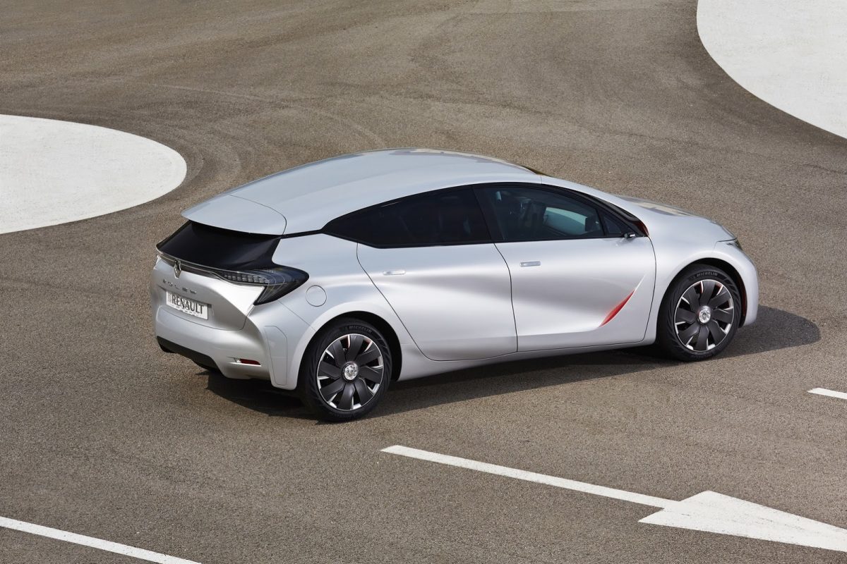 RENAULT