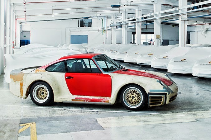 PORSCHE
