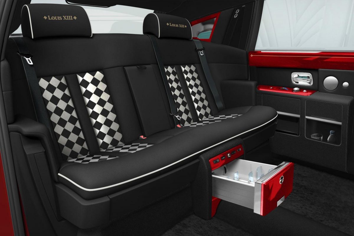 ROLLS-ROYCE