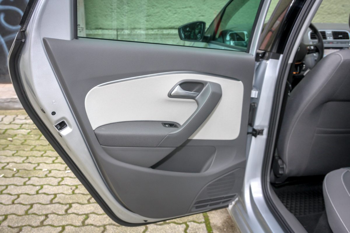 VOLKSWAGEN POLO V