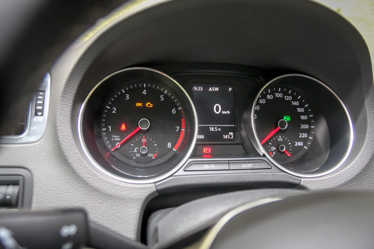 VOLKSWAGEN POLO V