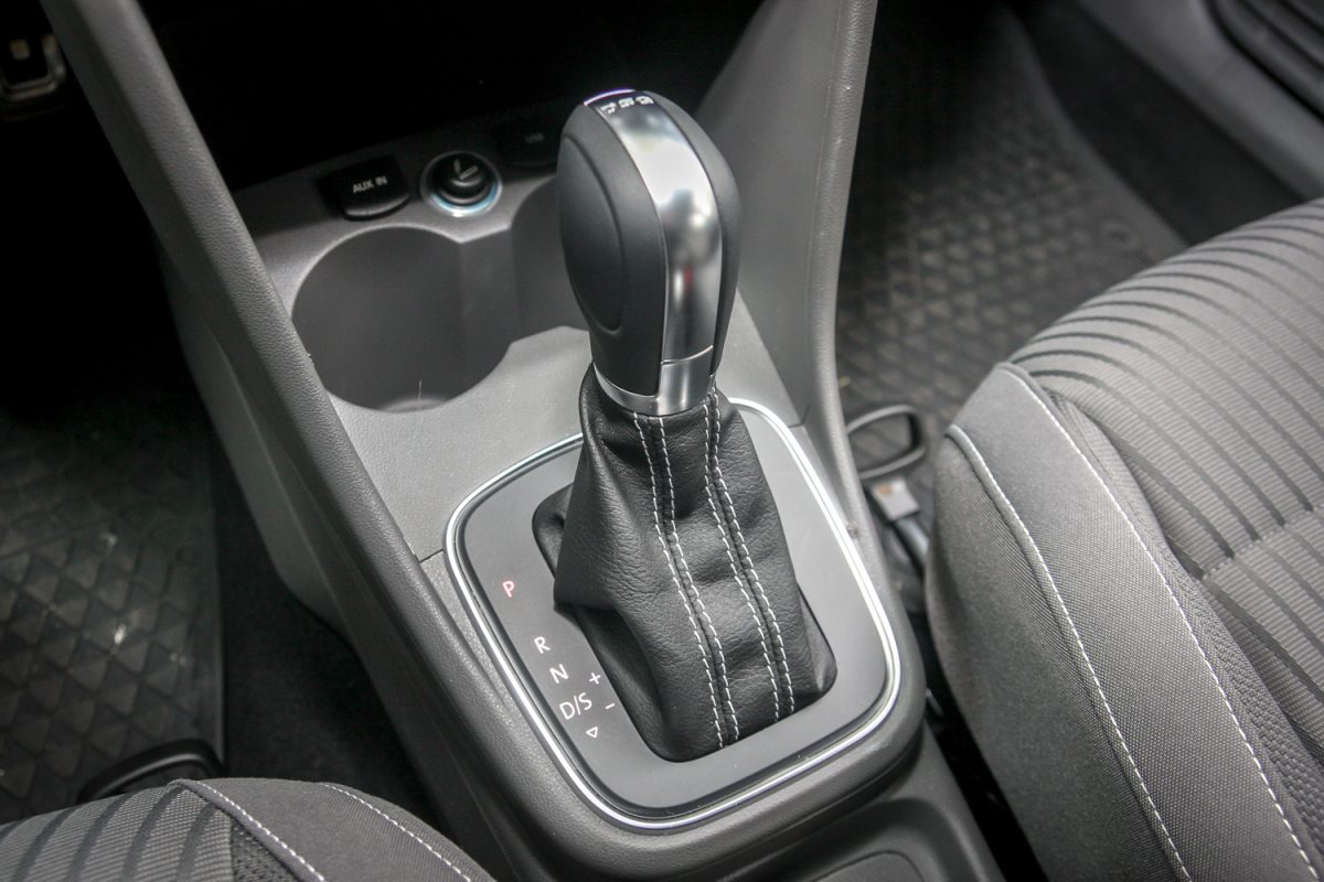 VOLKSWAGEN POLO V