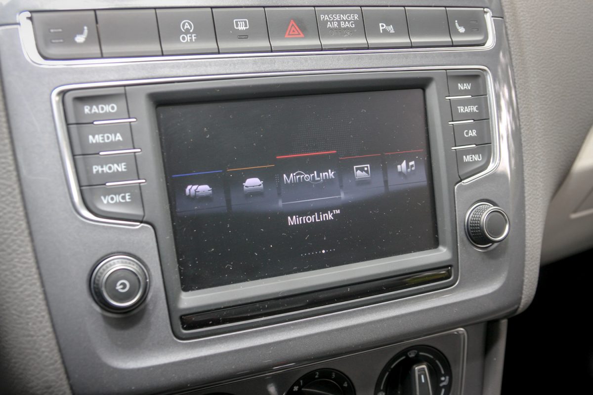 VOLKSWAGEN POLO V