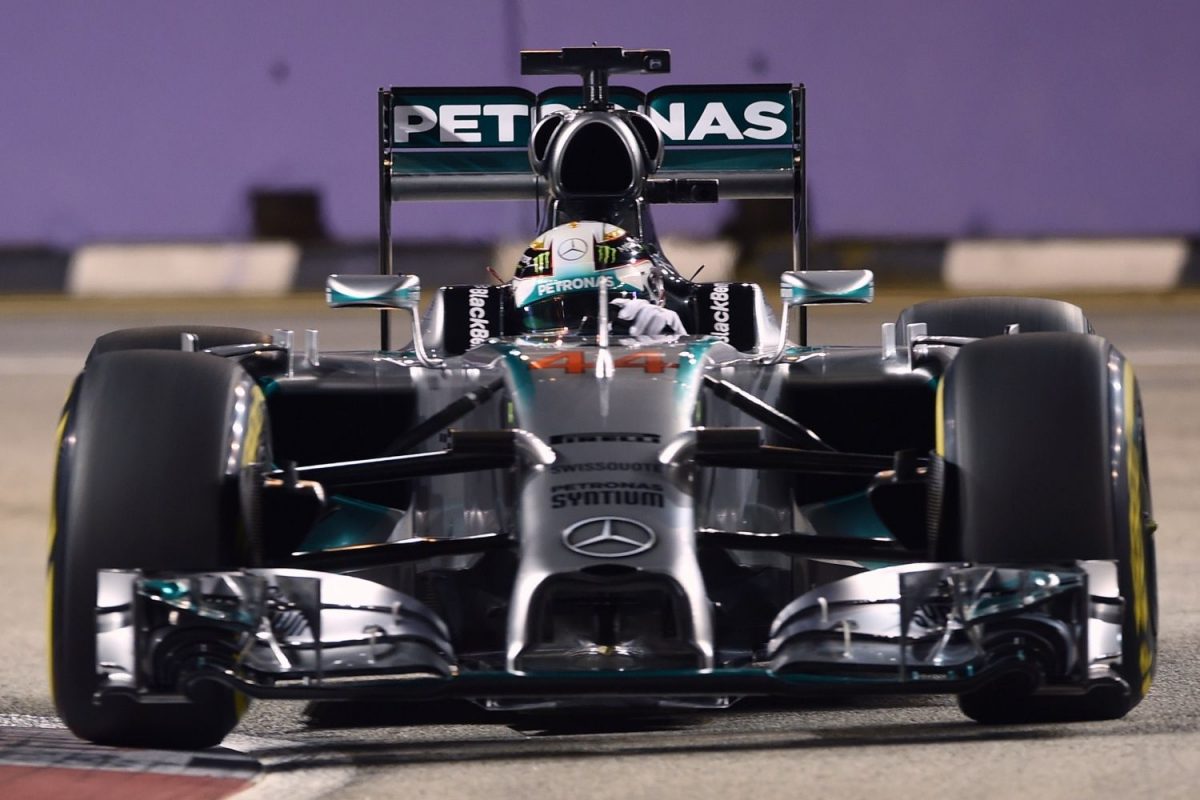 MERCEDES-BENZ