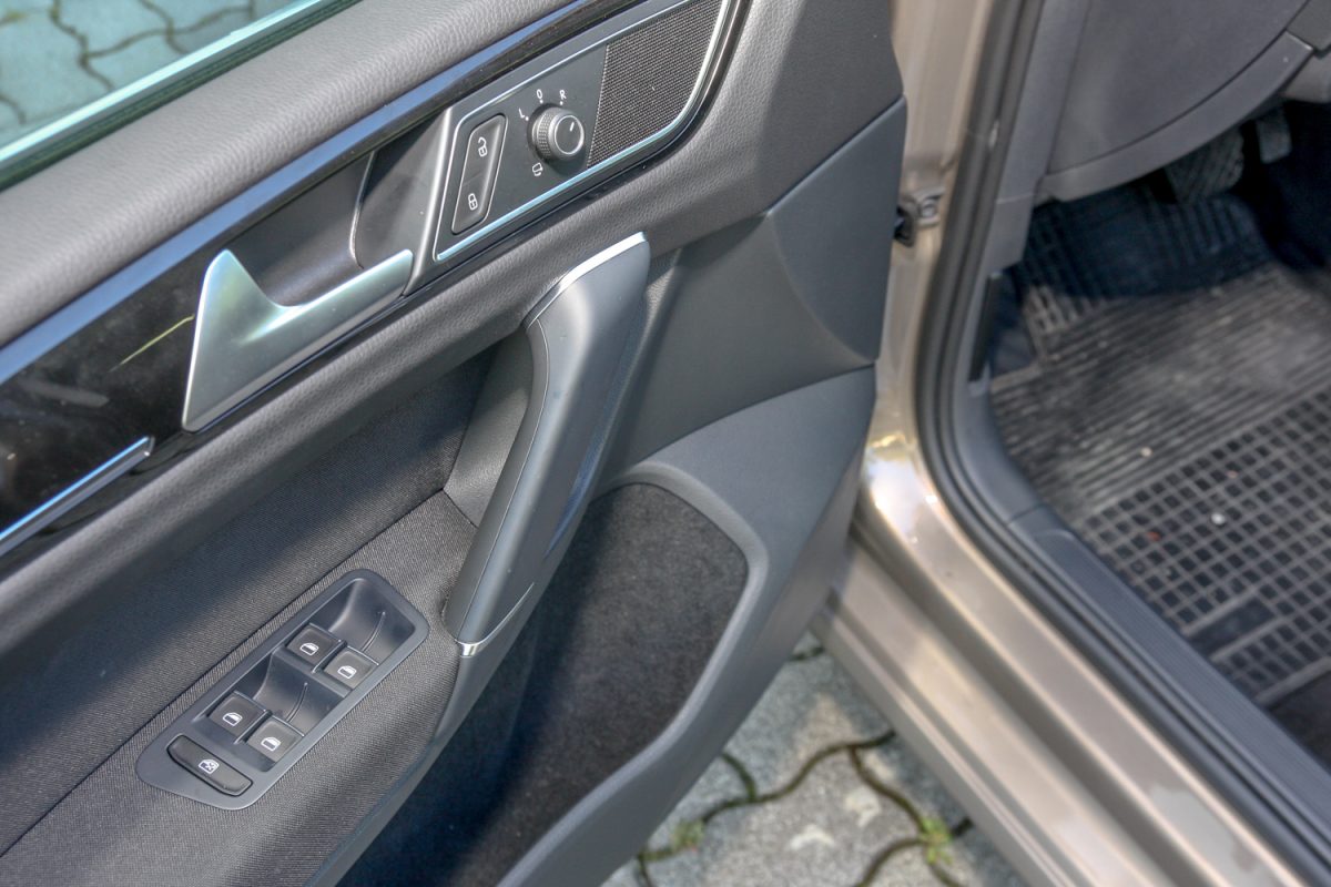VOLKSWAGEN GOLF VII