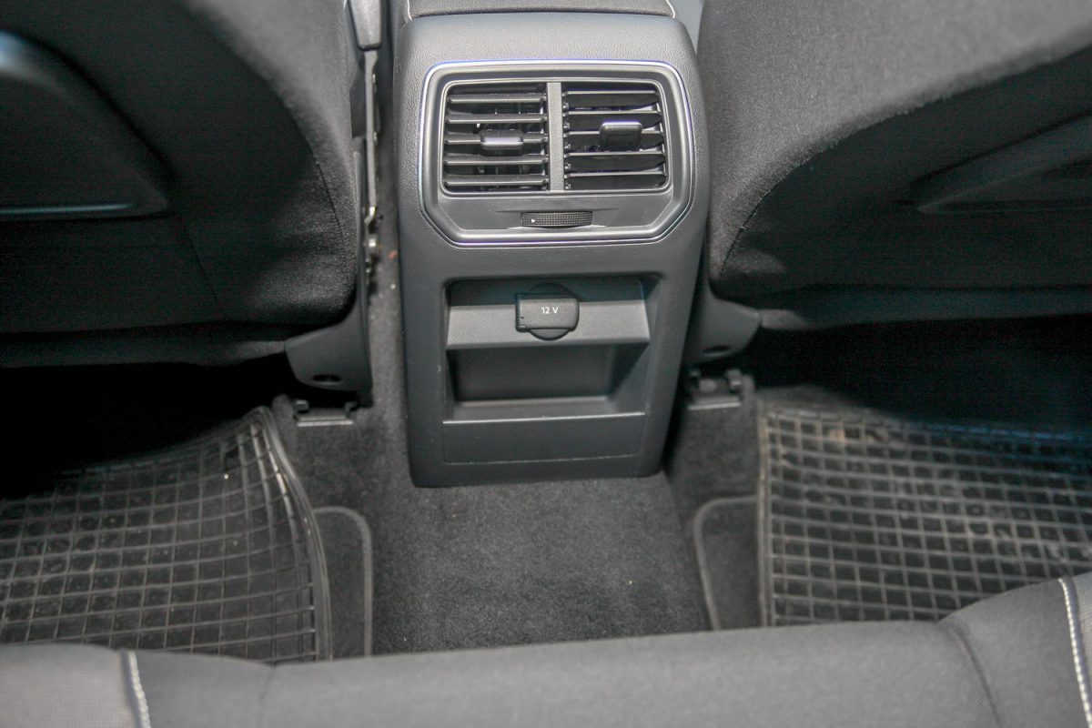 VOLKSWAGEN GOLF VII