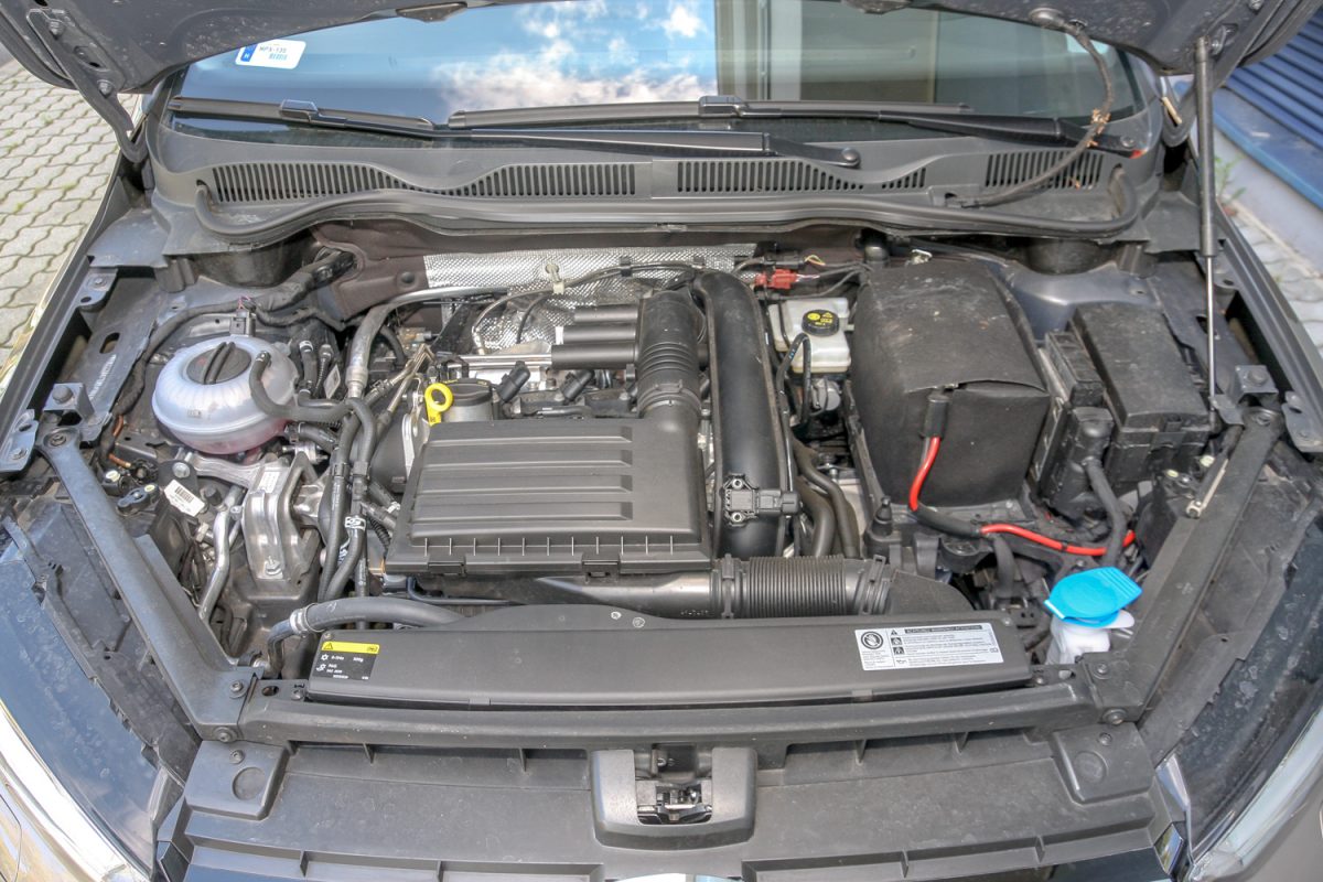 VOLKSWAGEN GOLF VII