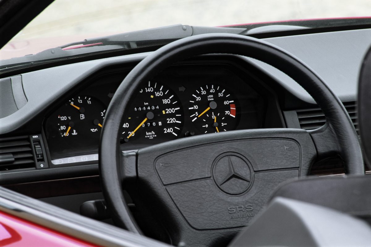 MERCEDES-BENZ