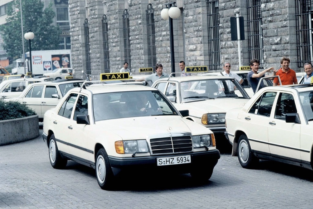 MERCEDES-BENZ