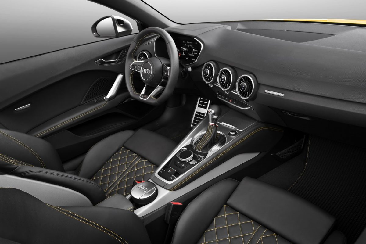 AUDI