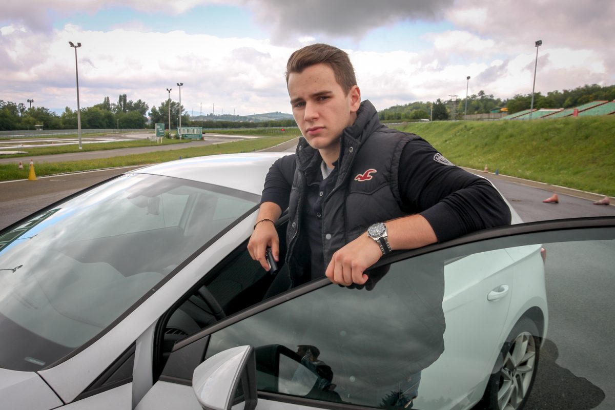 SEAT