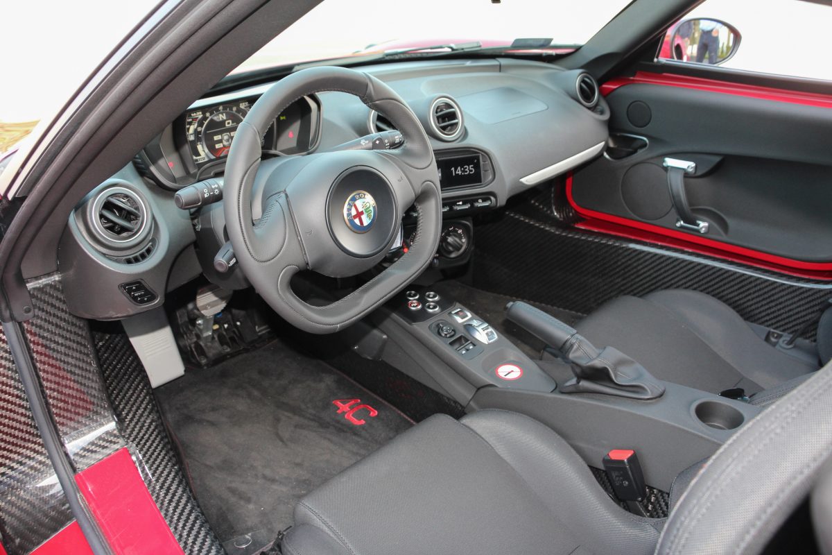 ALFA ROMEO 4C