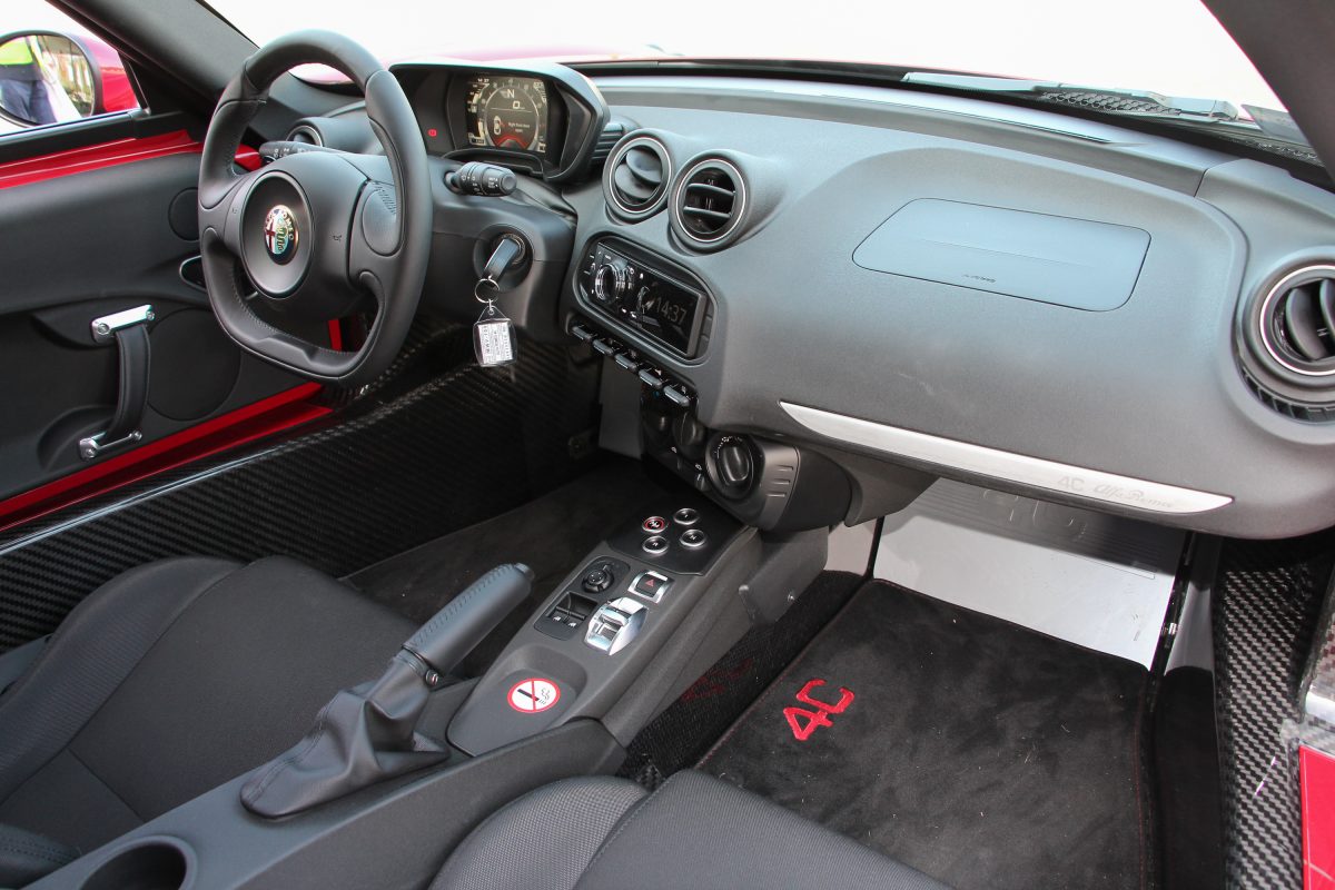 ALFA ROMEO 4C