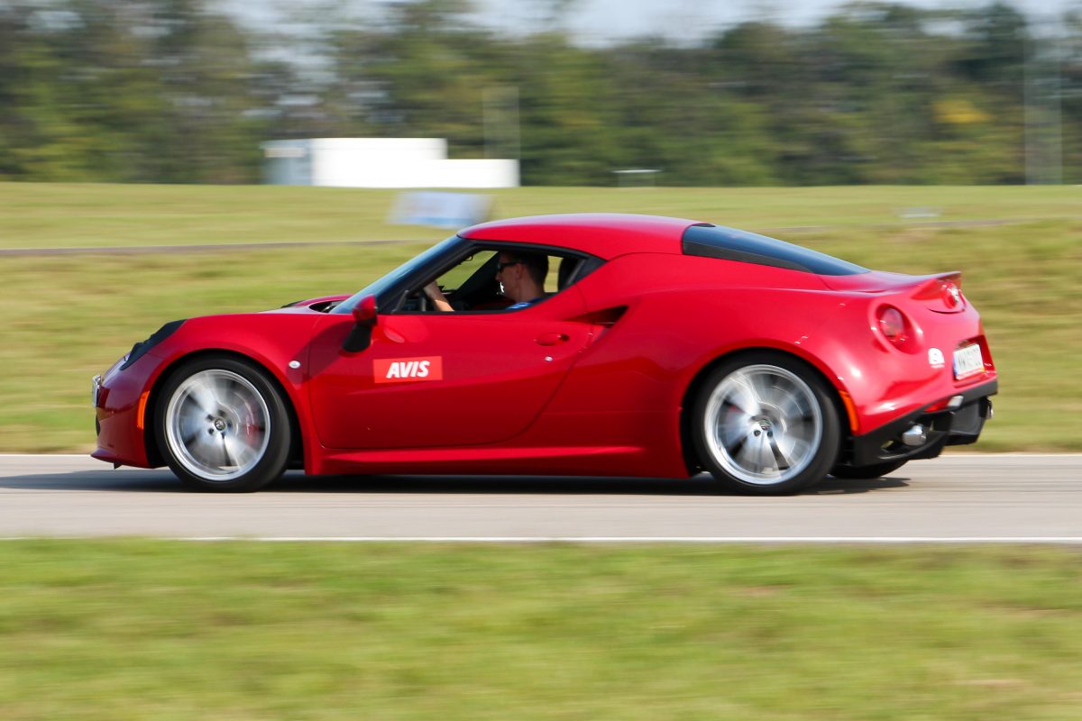 ALFA ROMEO 4C