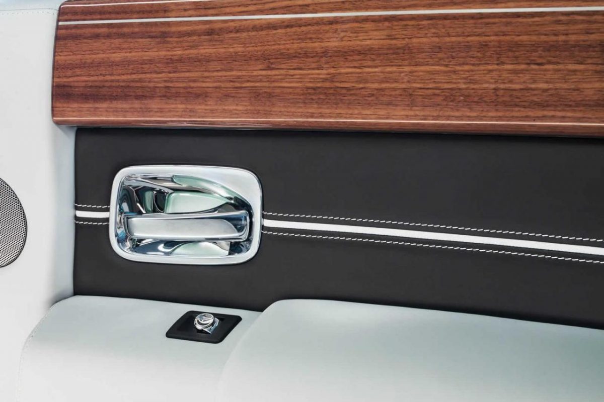 ROLLS-ROYCE