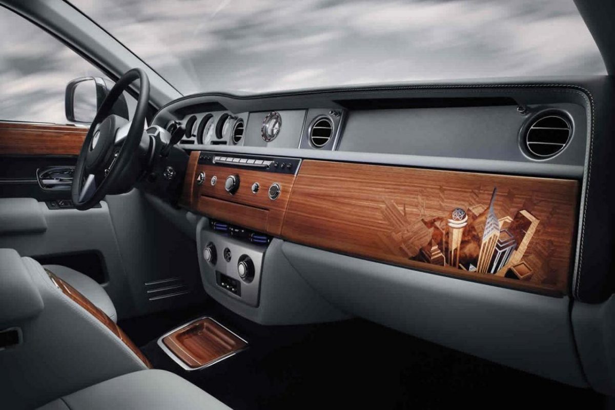 ROLLS-ROYCE