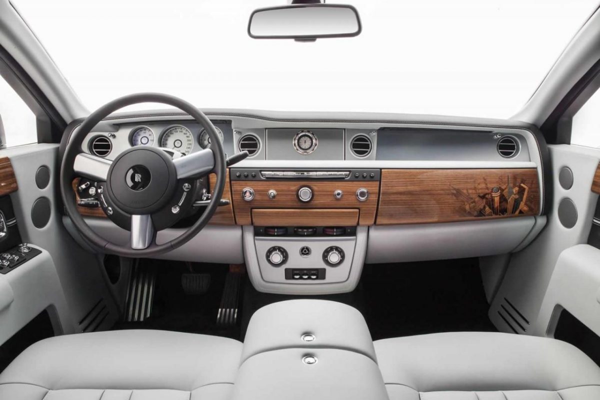 ROLLS-ROYCE
