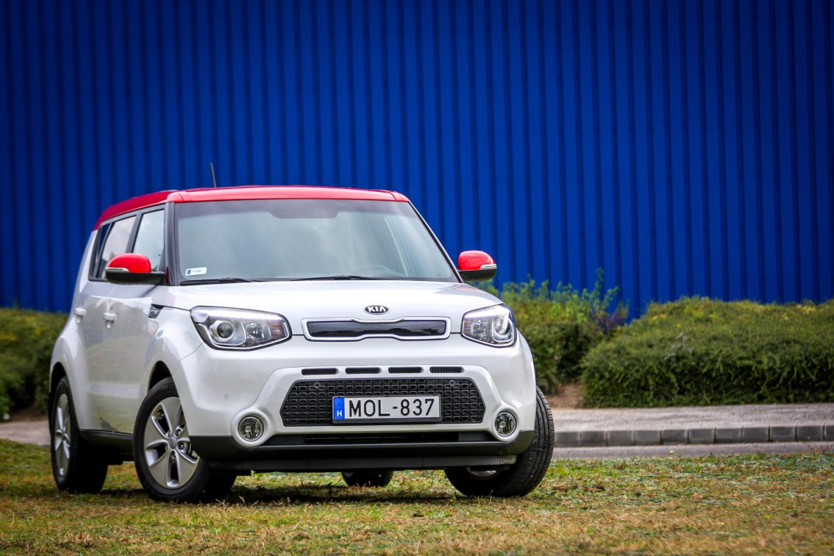 KIA SOUL
