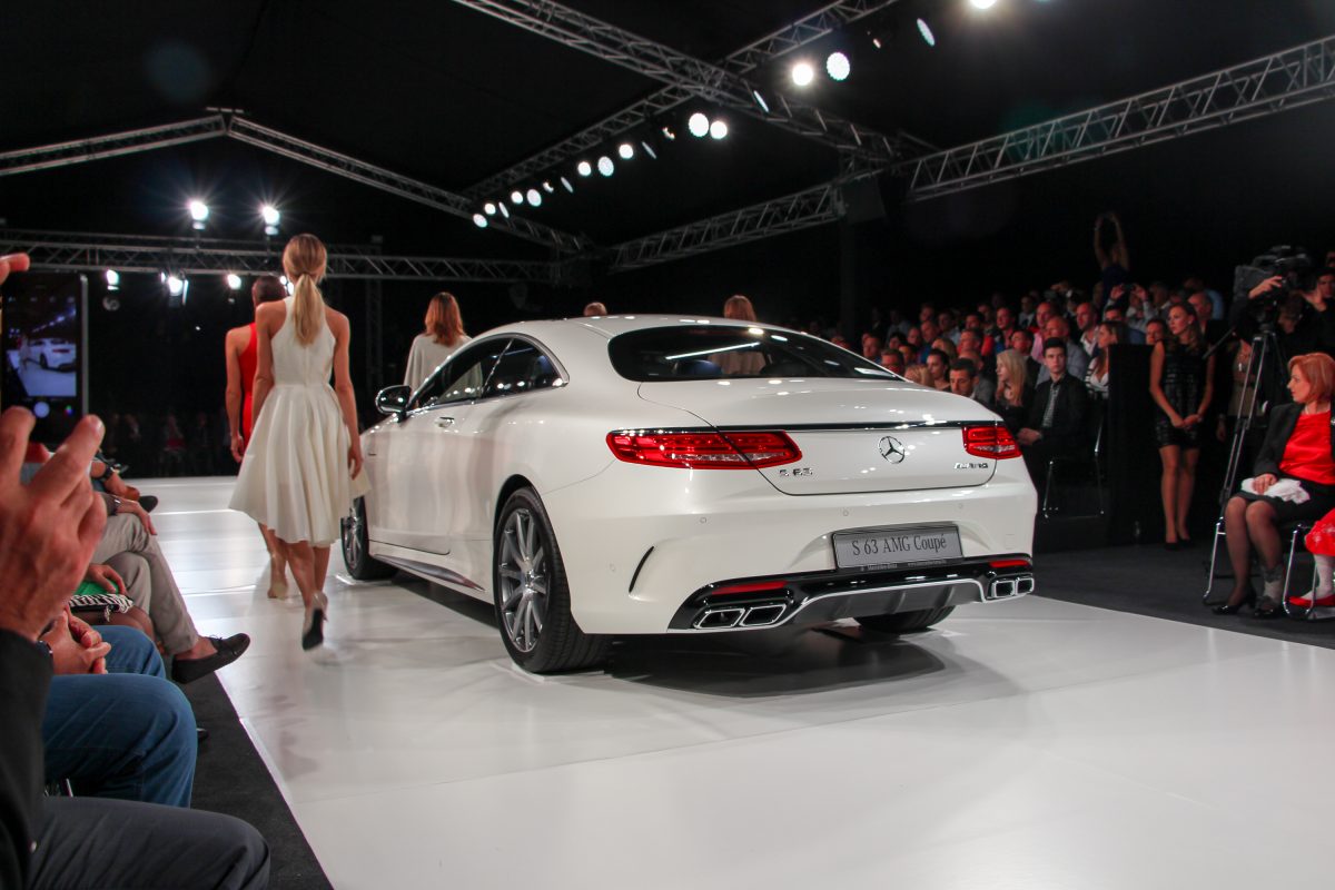 MERCEDES-BENZ