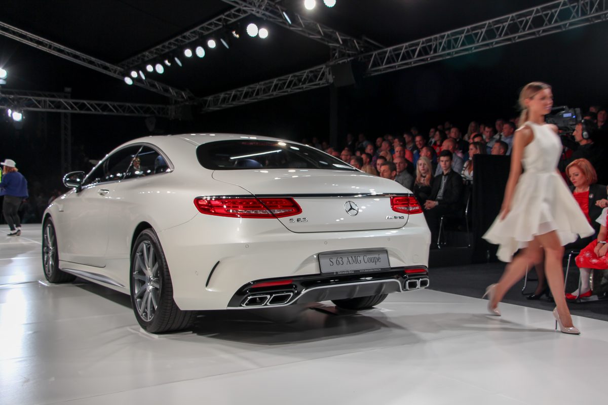 MERCEDES-BENZ