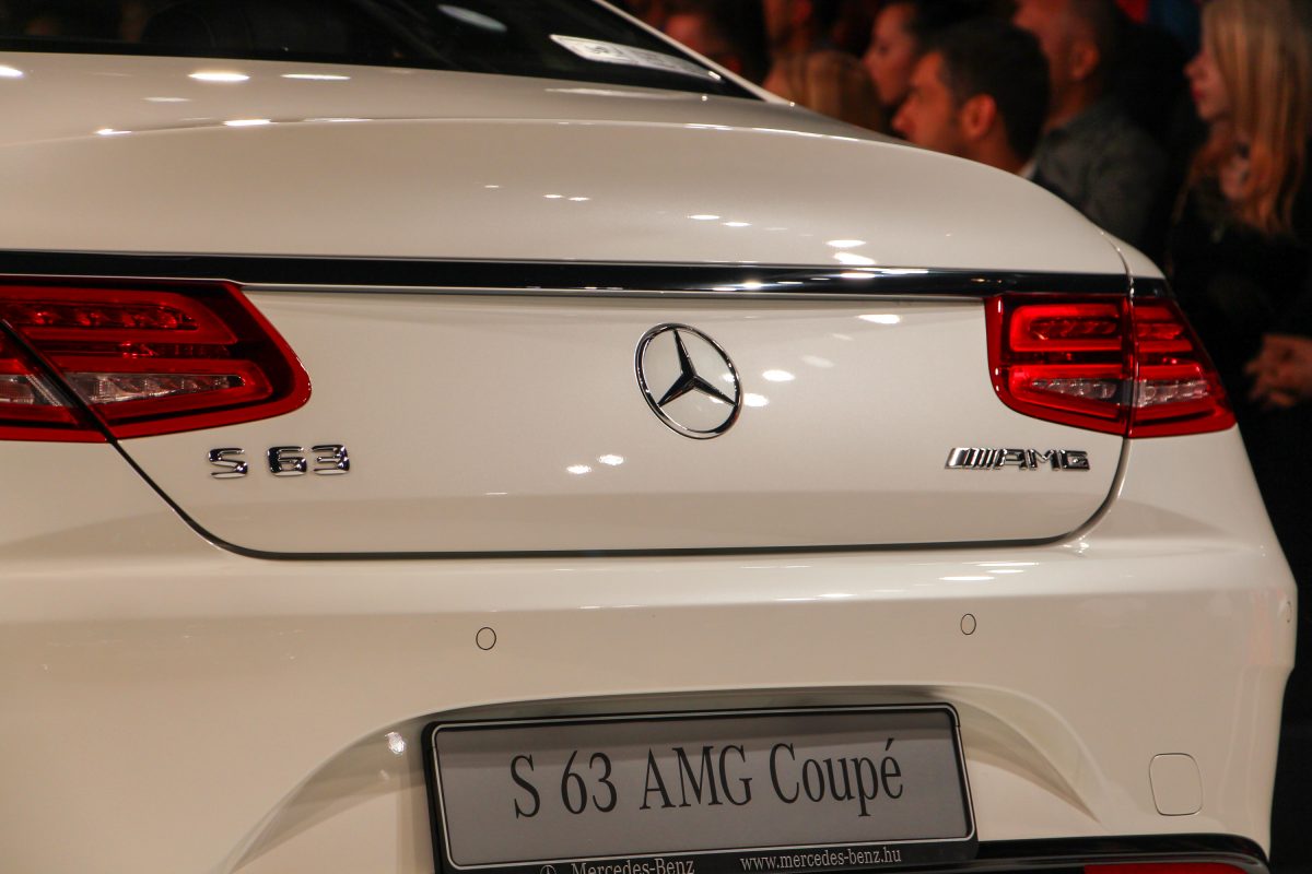 MERCEDES-BENZ