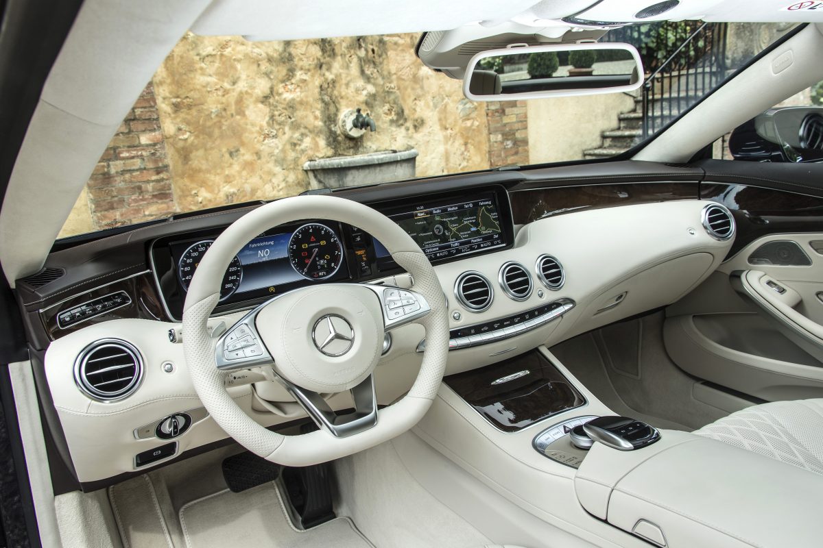 MERCEDES-BENZ