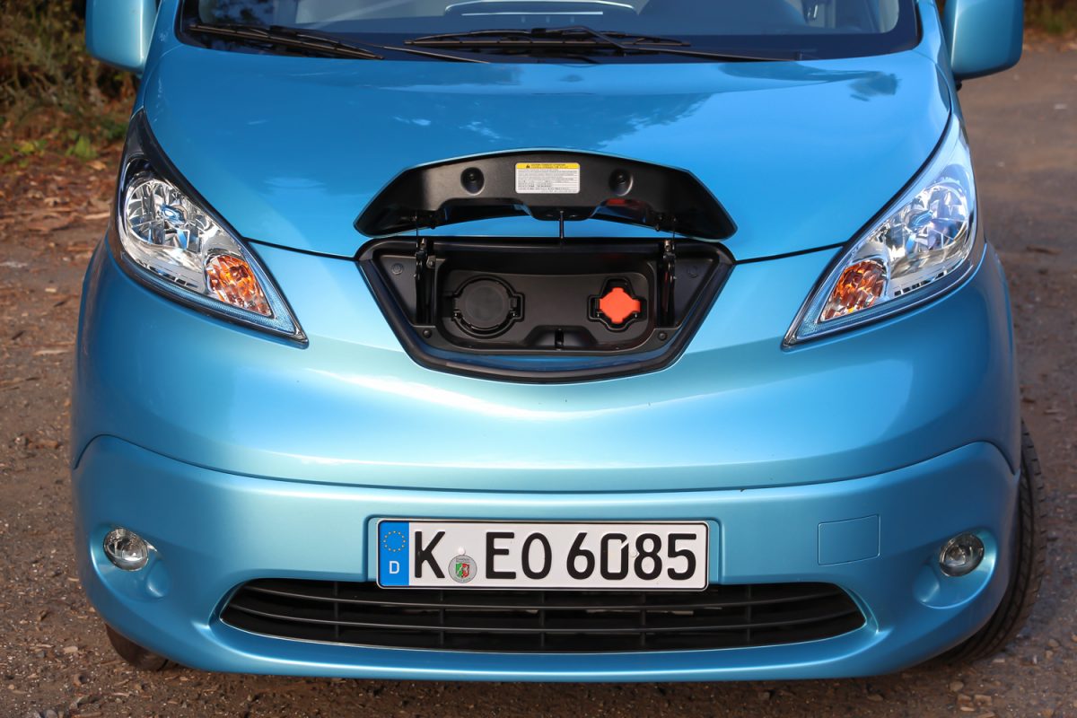 NISSAN