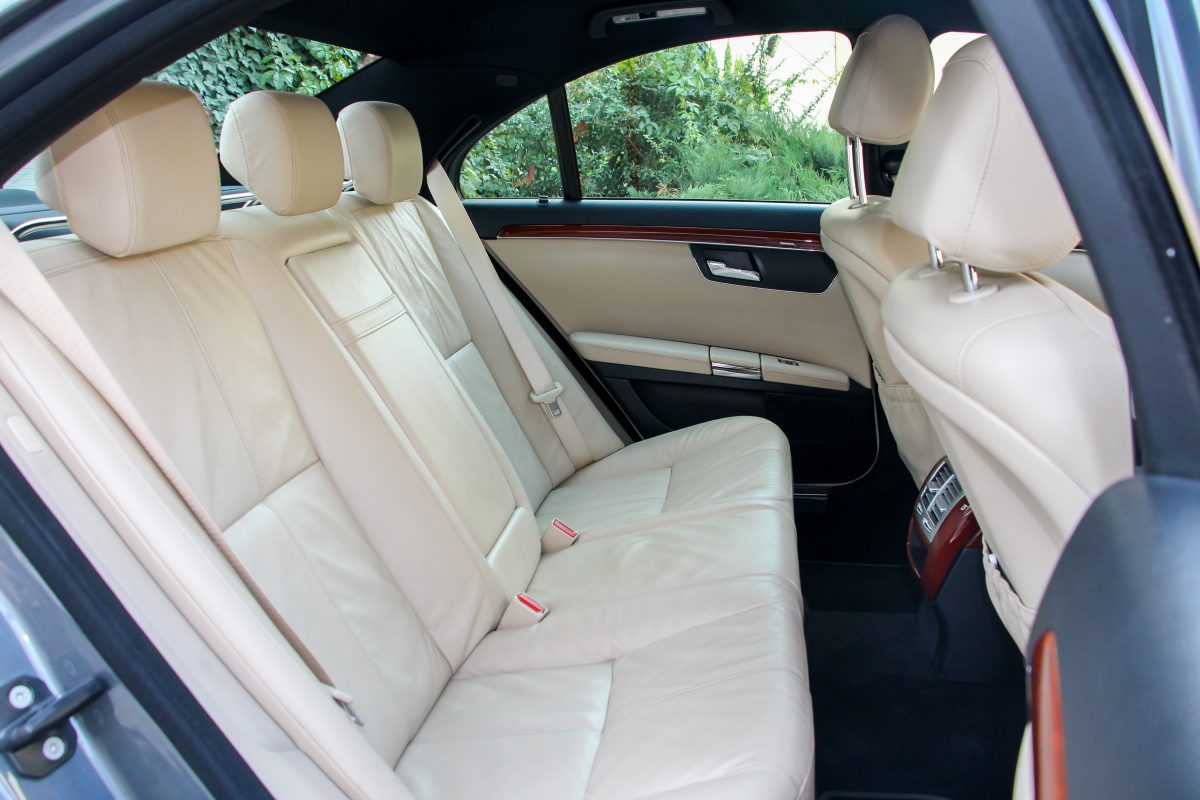 MERCEDES-BENZ S 320