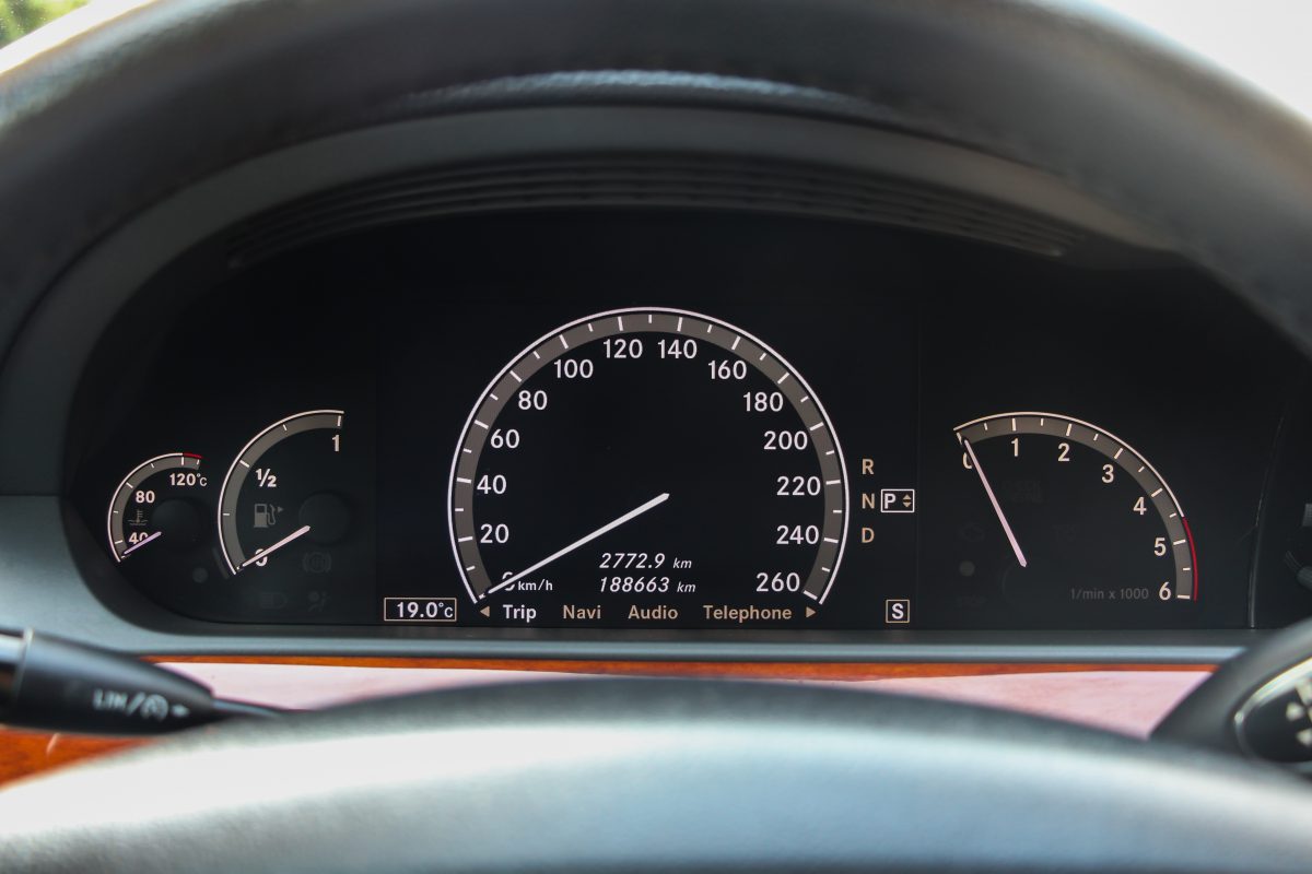 MERCEDES-BENZ S 320
