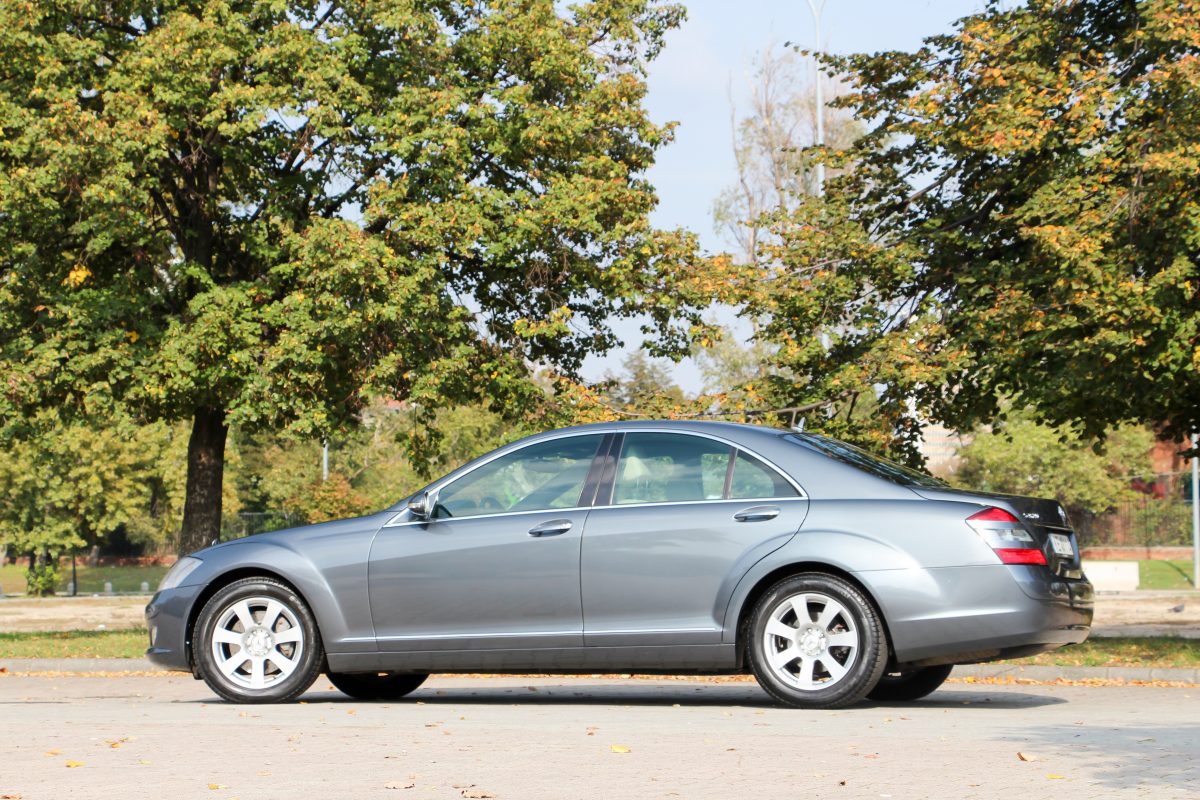 MERCEDES-BENZ S 320