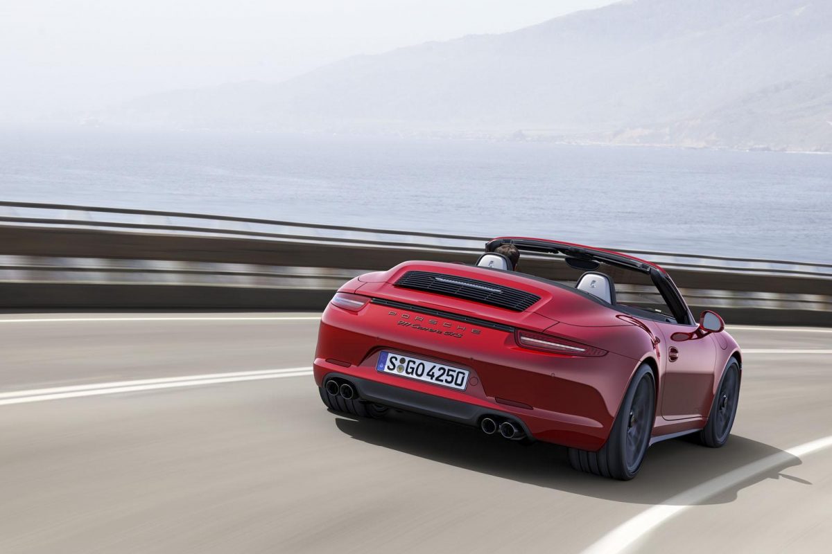 PORSCHE